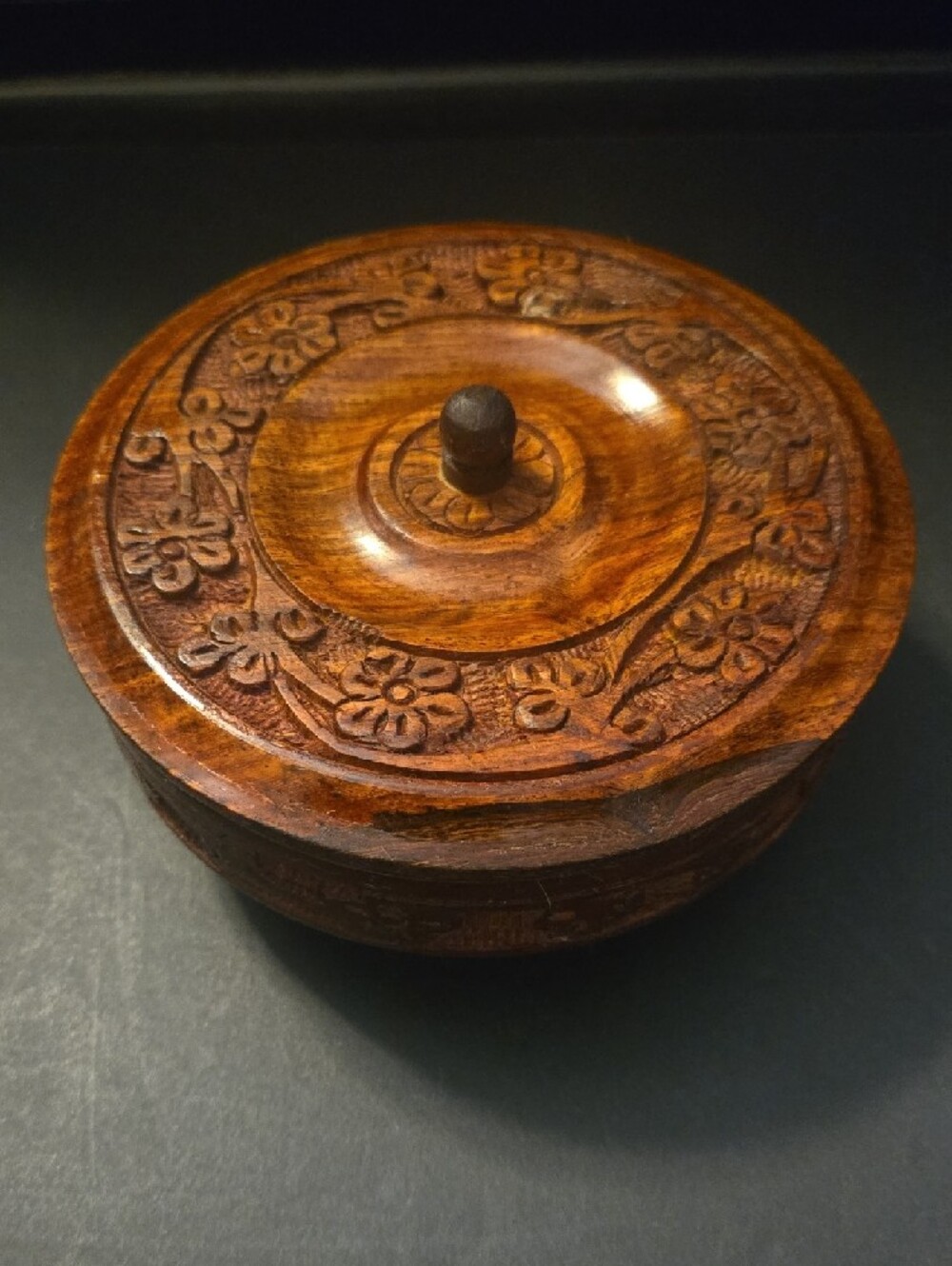 Hand-Carved Wooden Lidded Box - Brown - Picture 2 of 15